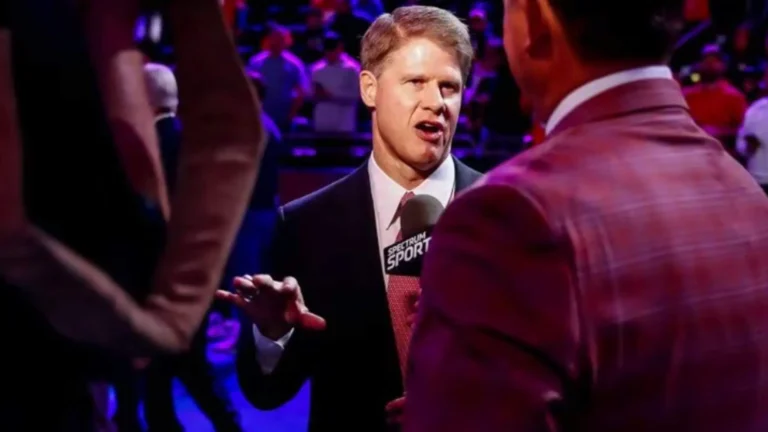 Clark Hunt Net Worth
